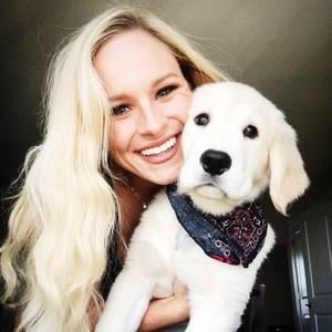 Meet your Posher, Paxton